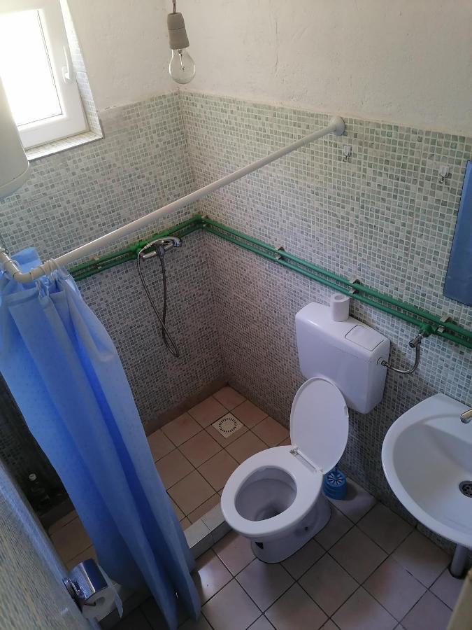 Apartman Milan Obrovac Exterior photo